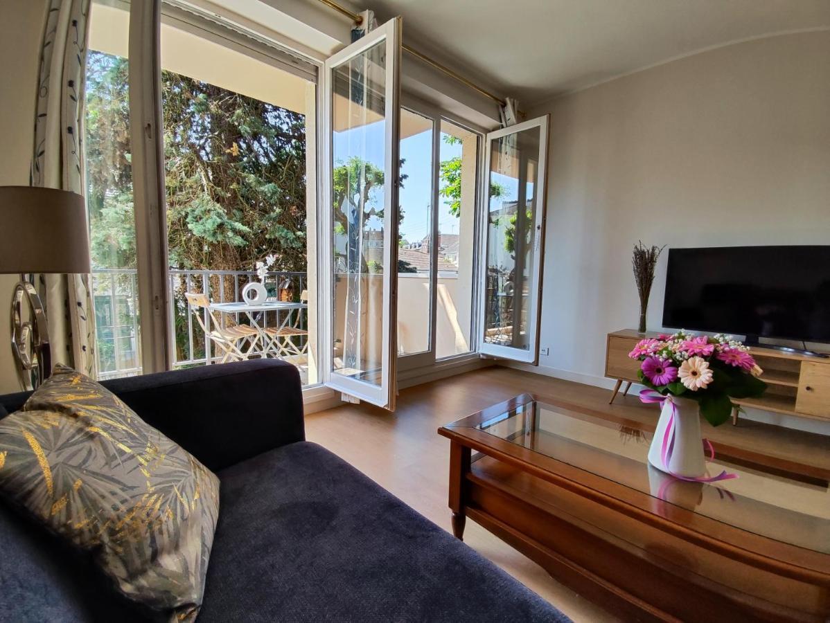 Tres Belle Appartement Lumineuse Spacieux Chantilly Buitenkant foto
